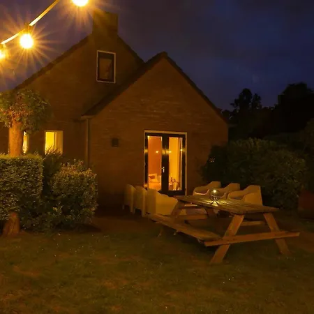 6-p Wellnesshuisje Met Sauna/hottub Bij Nijmegen Prázdninový dům Ewijk