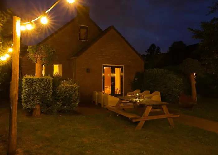 6-p Wellnesshuisje Met Sauna/hottub Bij Nijmegen Semesterbostad Ewijk