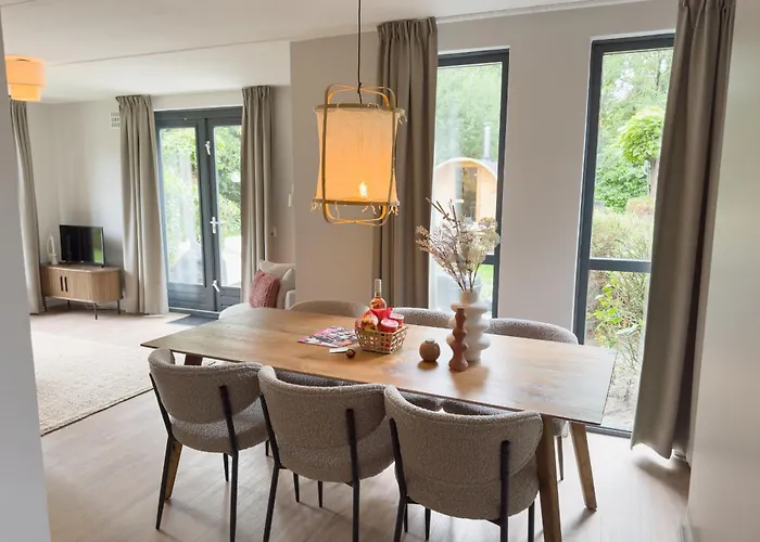 Feriehus 6-p Wellnesshuisje Met Sauna/hottub Bij Nijmegen